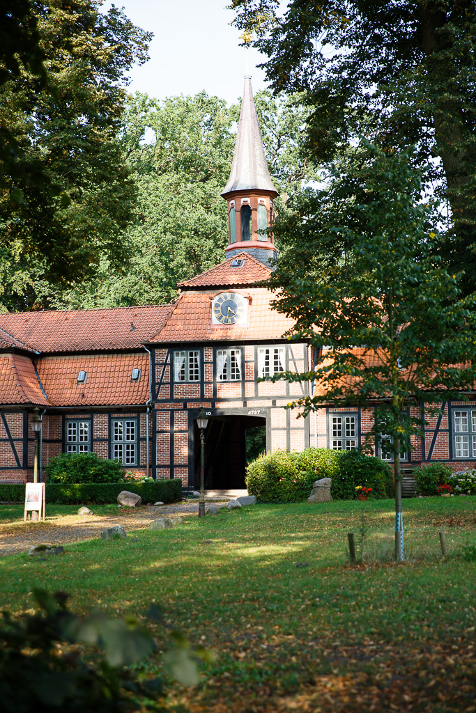 Torhaus Wellingsbüttel hochformat