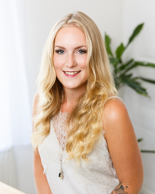 Bewerbung, junge Frau, blond