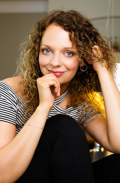 Sedcard-Portrait indoor und Blitz