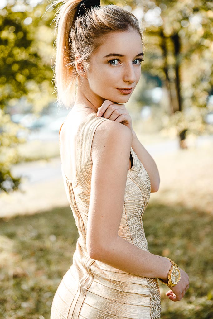 female model nature outdoor fashion